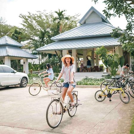 Sirarun Resort Ban Krut  Ngoại thất bức ảnh