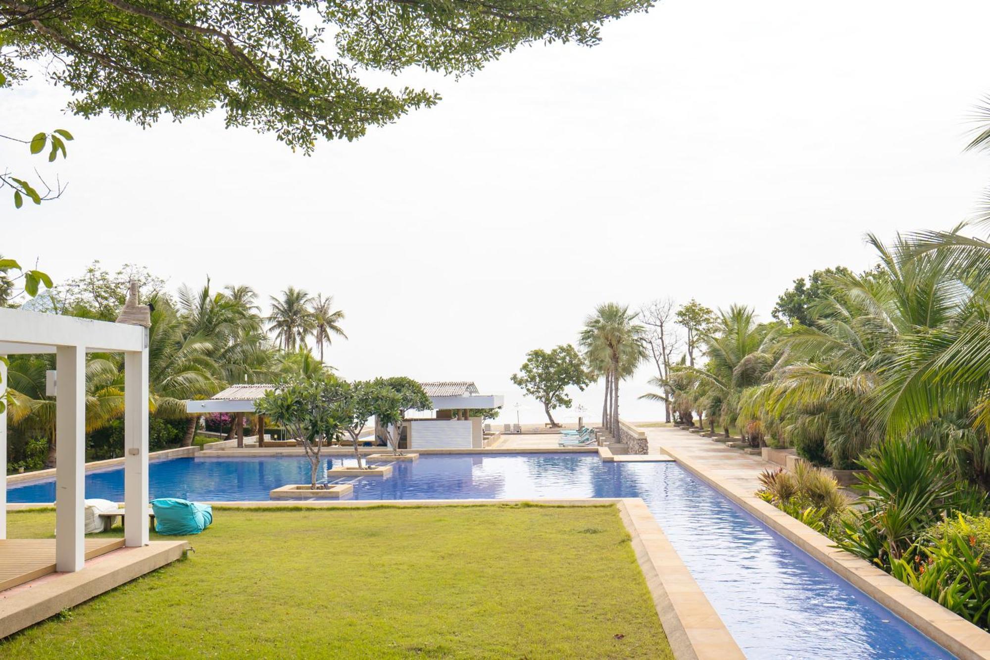 Sirarun Resort Ban Krut  Ngoại thất bức ảnh